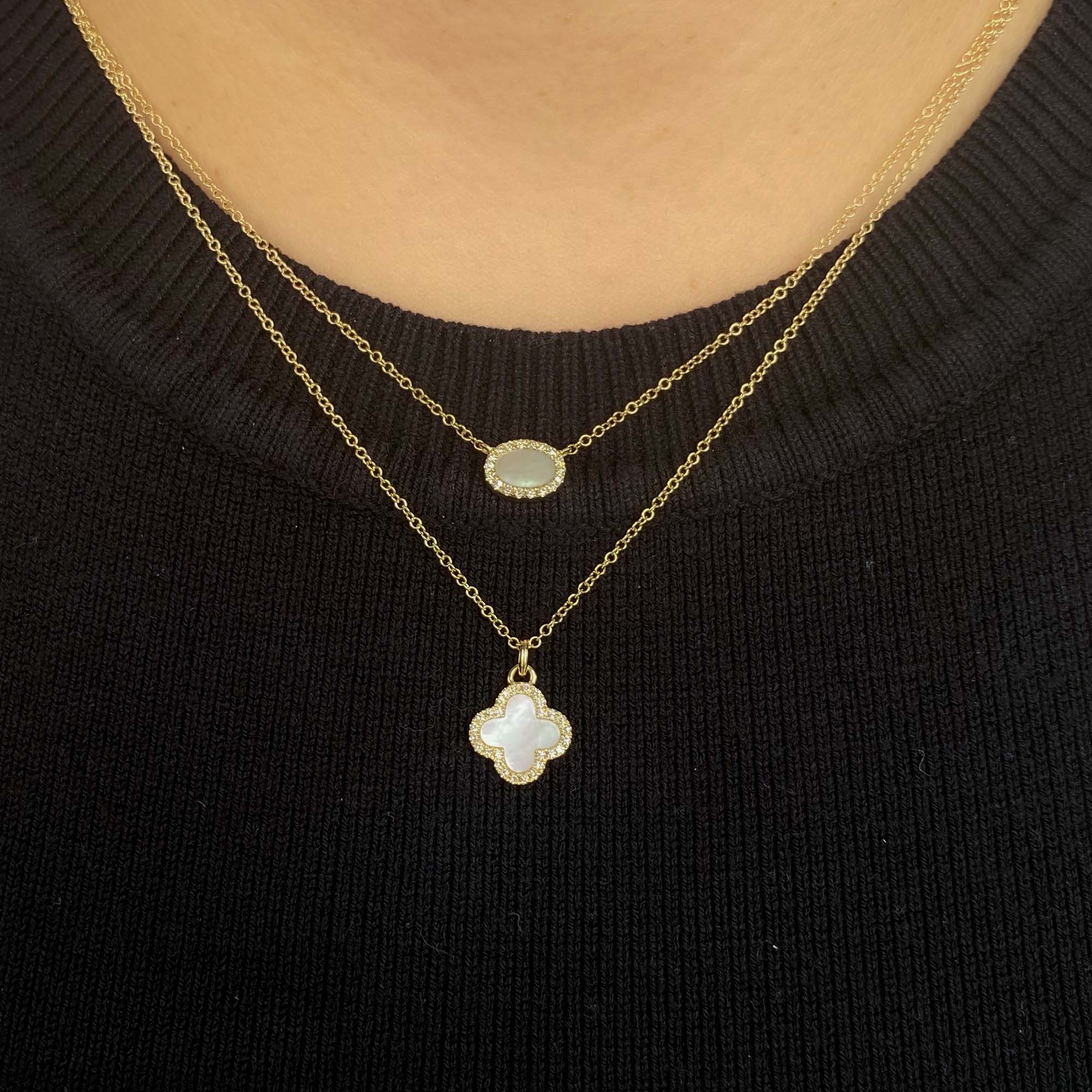 Shy Creation Clover Yellow Gold, Mother-of-Pearl and Diamond Pavé